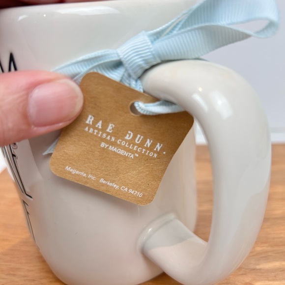 Rae Dunn “A Dream Come True” cream coffee mug, Disney Princess Collection, New - Picture 9 of 9